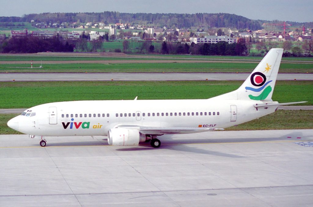 Viva Air Boeing 737-300