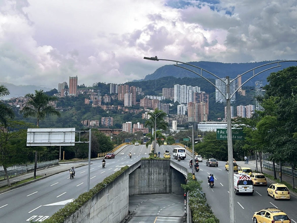 Colombia Government Funds Tunnel