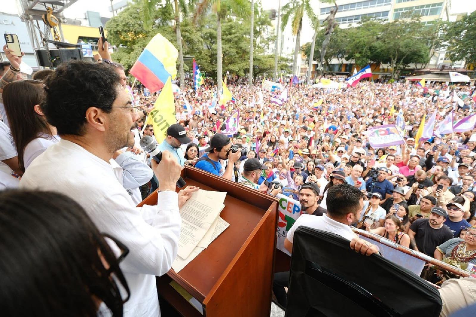 Deepening Petro’s Reforms: Ivan Cepeda’s Main Proposals for Colombia